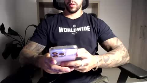 Logan Wolfp online show from July 6, 2026, 2:41 am