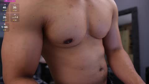Snapshot of loganmartinx chatting on May 7, 2026, 9:42 pm loganmartinx online show from May 7, 2026, 9:42 pm
