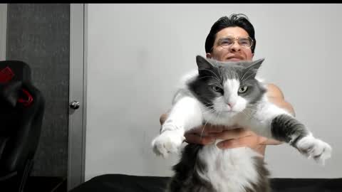 Logan online show from October 1, 2025, 7:47 am