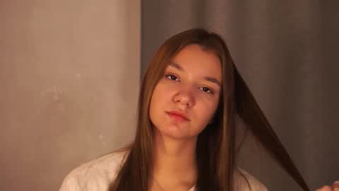 Elza online show from October 16, 2025, 7:15 pm