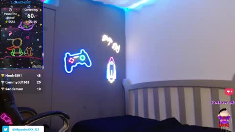 Snapshot of loistwink_1 chatting on March 6, 2025, 10:41 am LOUIS online show from March 6, 2025, 10:41 am