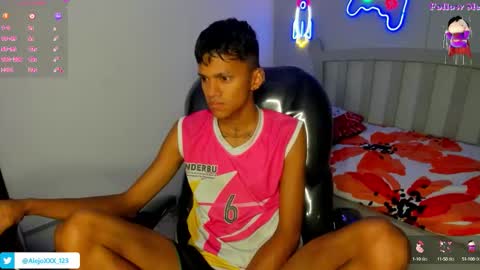 Snapshot of loistwink_1 chatting on October 16, 2025, 6:58 am LOUIS online show from October 16, 2025, 6:58 am