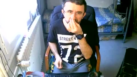 lokoum39 online show from January 12, 2025, 10:23 am