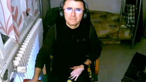 lokoum39 online show from February 15, 2025, 7:06 pm