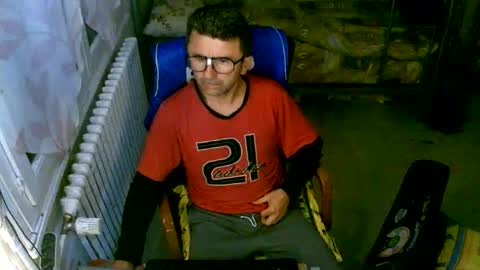 lokoum39 online show from September 18, 2025, 9:39 pm