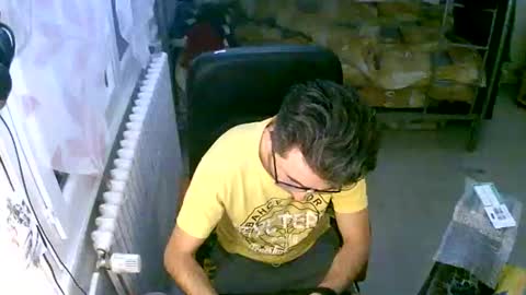 lokoum39 online show from January 6, 2026, 6:55 pm