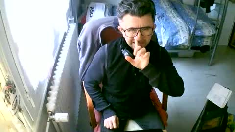 lokoum39 online show from February 28, 2026, 1:23 pm