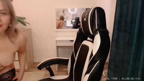  Lola  online show from February 23, 2025, 8:28 am