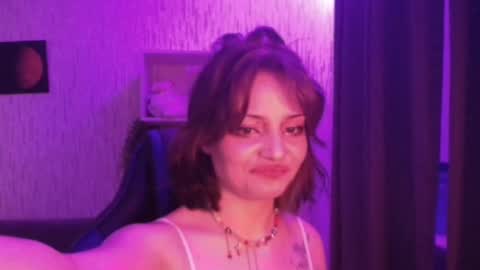 lola online show from February 13, 2025, 2:31 pm