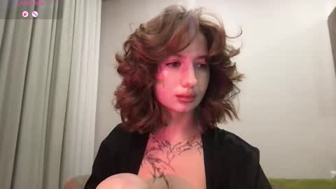 lola_boooo online show from March 3, 2026, 7:31 pm