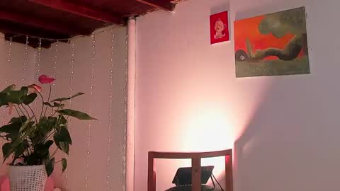 Snapshot of lola_cocks chatting on February 13, 2025, 1:40 am mara online show from February 13, 2025, 1:40 am