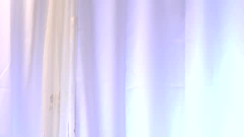 Snapshot of lola_cocks chatting on October 26, 2025, 8:37 pm mara online show from October 26, 2025, 8:37 pm