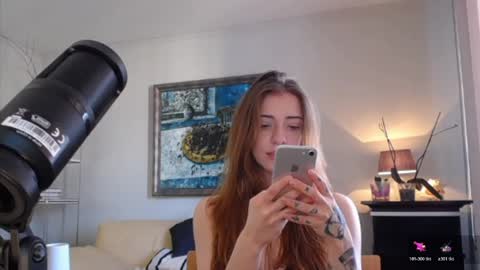 Snapshot of lola_dinky chatting on May 13, 2026, 1:19 pm Lola online show from May 13, 2026, 1:19 pm