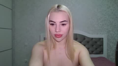 Lola online show from March 5, 2026, 6:15 pm