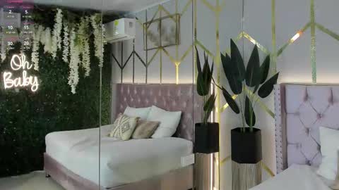 lola_saenz__ online show from February 27, 2026, 11:32 am