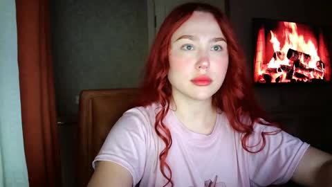Snapshot of lolaamint_ chatting on May 3, 2026, 2:01 pm LolaaMint online show from May 3, 2026, 2:01 pm