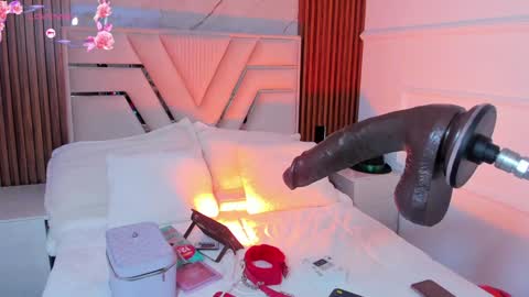 Lola Angel online show from January 30, 2025, 8:21 pm