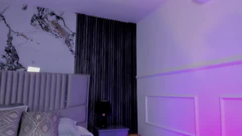 Lola Angel online show from May 15, 2026, 11:34 pm