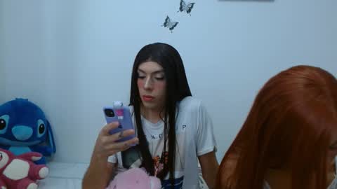 lolabloomx online show from November 3, 2025, 2:40 pm