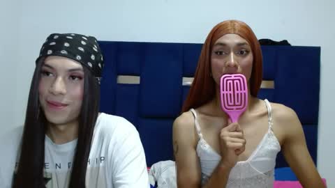 Snapshot of lolabloomx chatting on May 16, 2026, 12:18 am lolabloomx online show from May 16, 2026, 12:18 am