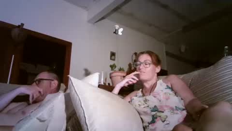 LOLA HUESO y ERIC online show from September 17, 2025, 8:21 pm