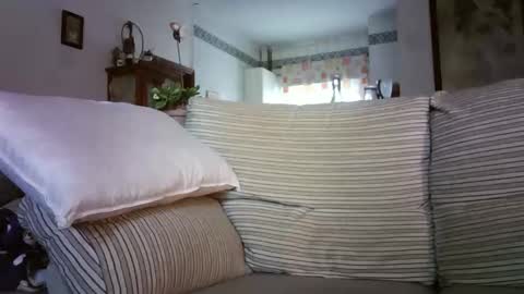 LOLA HUESO y ERIC online show from February 8, 2026, 9:56 am