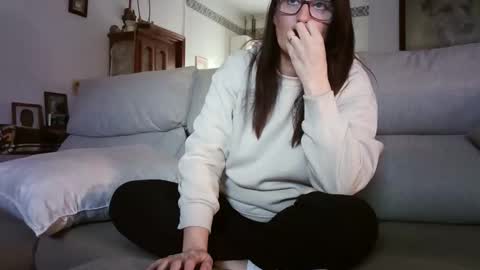 LOLA HUESO y ERIC online show from March 23, 2026, 3:27 pm