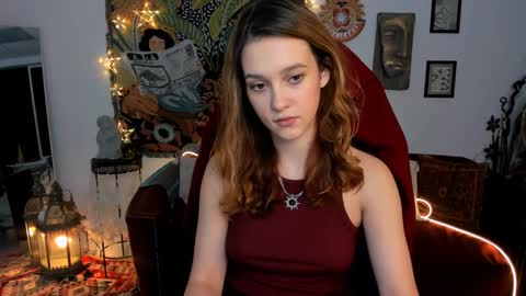 lolalemona online show from December 7, 2024, 12:35 pm