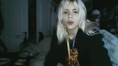 Lola Lixx online show from December 9, 2024, 7:28 am