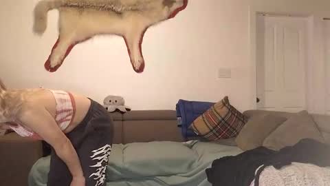 Lola Lixx online show from October 28, 2025, 4:20 pm