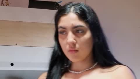 lolalola_12 online show from October 29, 2025, 1:19 am