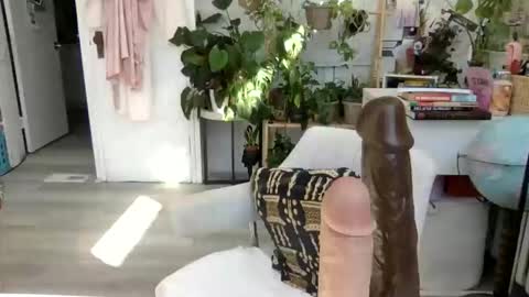 Lola Lustful online show from March 9, 2026, 6:56 pm