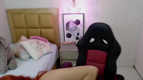 LOLA online show from February 28, 2025, 3:04 am