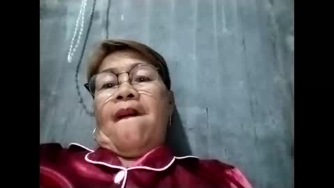 tey online show from October 5, 2025, 9:45 pm