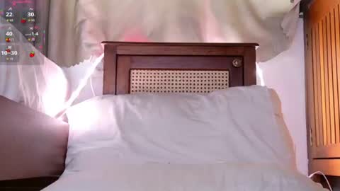 Snapshot of lolatheangel chatting on June 14, 2026, 2:24 am Lolatheangel online show from June 14, 2026, 2:24 am