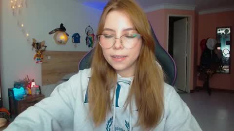 Lola doll online show from February 8, 2026, 6:11 pm