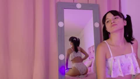 Lola online show from September 16, 2025, 11:55 am