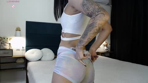 lolly_turner online show from January 28, 2025, 2:11 am