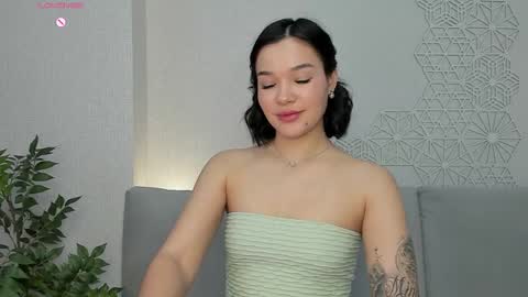 lolly_turner online show from November 28, 2025, 2:47 am