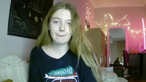 Lilly online show from December 26, 2024, 7:16 pm