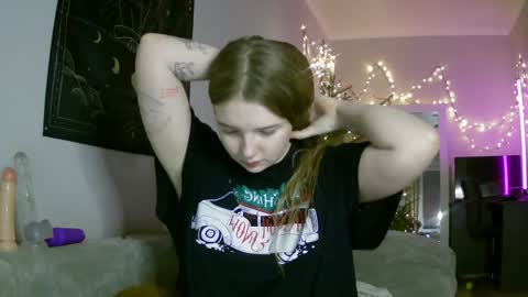 Lilly online show from January 9, 2025, 4:49 pm