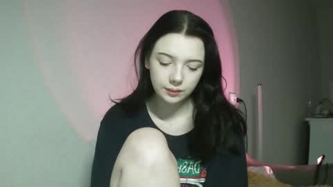 Lilly online show from November 25, 2025, 4:40 pm