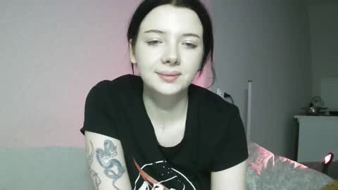 Lilly online show from December 5, 2025, 2:36 pm