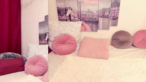 LoloMercier online show from April 19, 2026, 6:10 pm