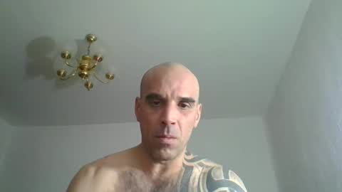 lolotatto online show from April 1, 2026, 10:27 am
