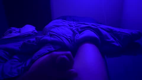 LoMein online show from November 17, 2025, 2:50 am