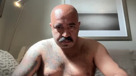 Snapshot of london_lad_101 chatting on May 18, 2026, 9:59 am london_lad_101 online show from May 18, 2026, 9:59 am