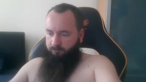 london_man1988 online show from October 25, 2025, 11:40 am