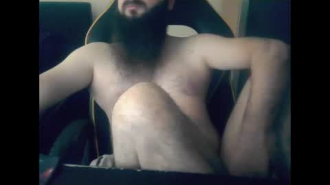 london_man1988 online show from November 1, 2025, 7:43 am