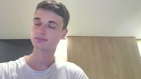 london_tomy online show from September 24, 2025, 12:58 am